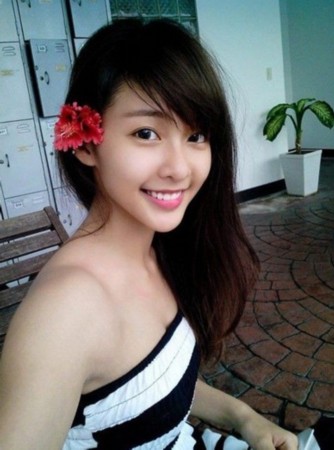 甜美小萝莉发型款款迷人[30P] 越南17岁美女拳击手私照