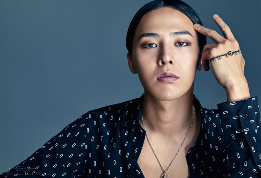 韩国男星G-Dragon权志龙携手周大福珠宝拍摄宣传照