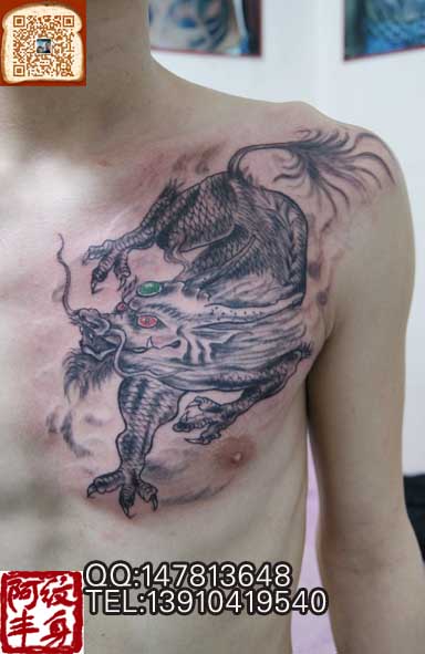 小伙子们最爱的胸部麒麟纹身图对于很多追求时