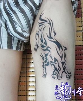 狼图腾纹身 最好的武汉纹身店 狼纹身