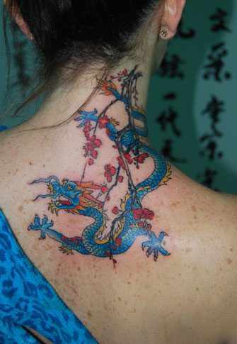 上海66纹身图库观自在纹身作品肩背龙纹身