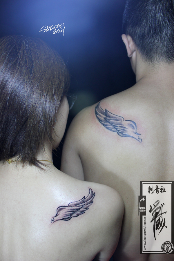 翅膀纹身，情侣纹身