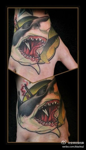 手背潮流经典的鲨鱼纹身图案