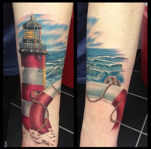 手臂写实的海浪和天然彩色灯塔纹身图案