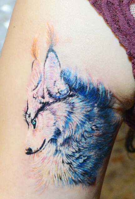 唯美静谧白狐纹身图案