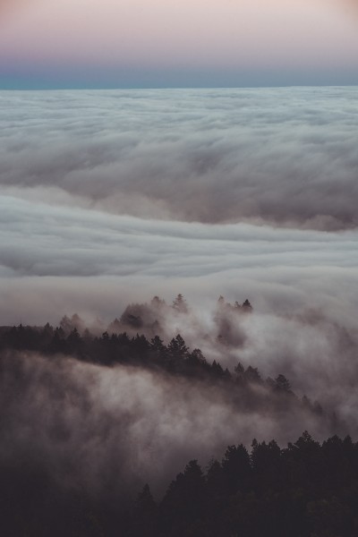 雾天的山林图(11张高清图片)