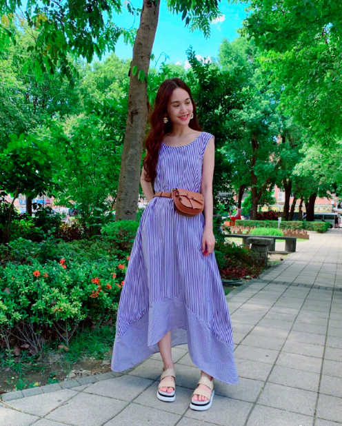 台湾美女图片 台湾女神杨丞琳蓝色连衣裙图片